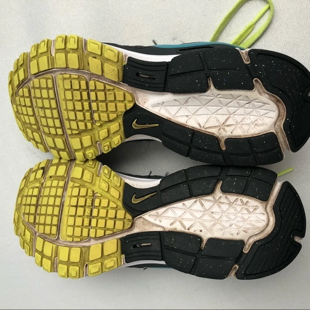 Nike women’s revolution